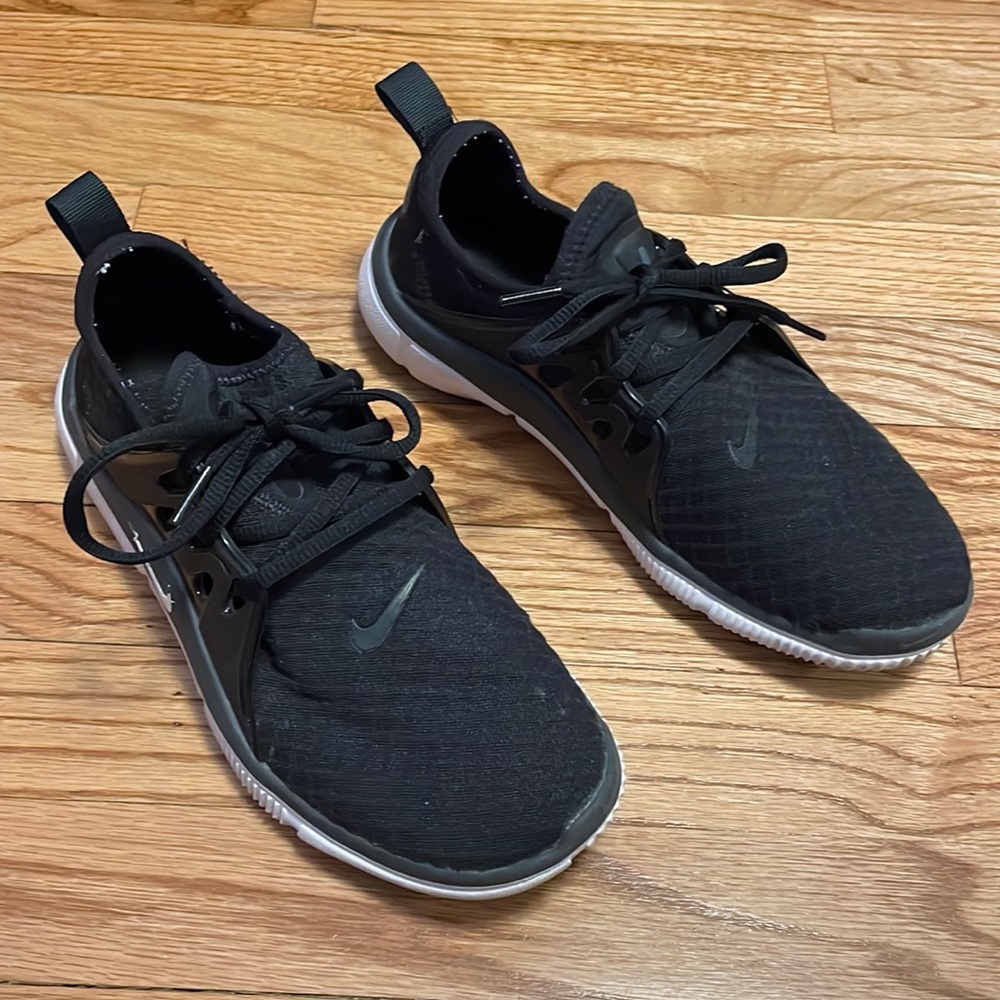 Nike Women’s Acalme Running Sneakers